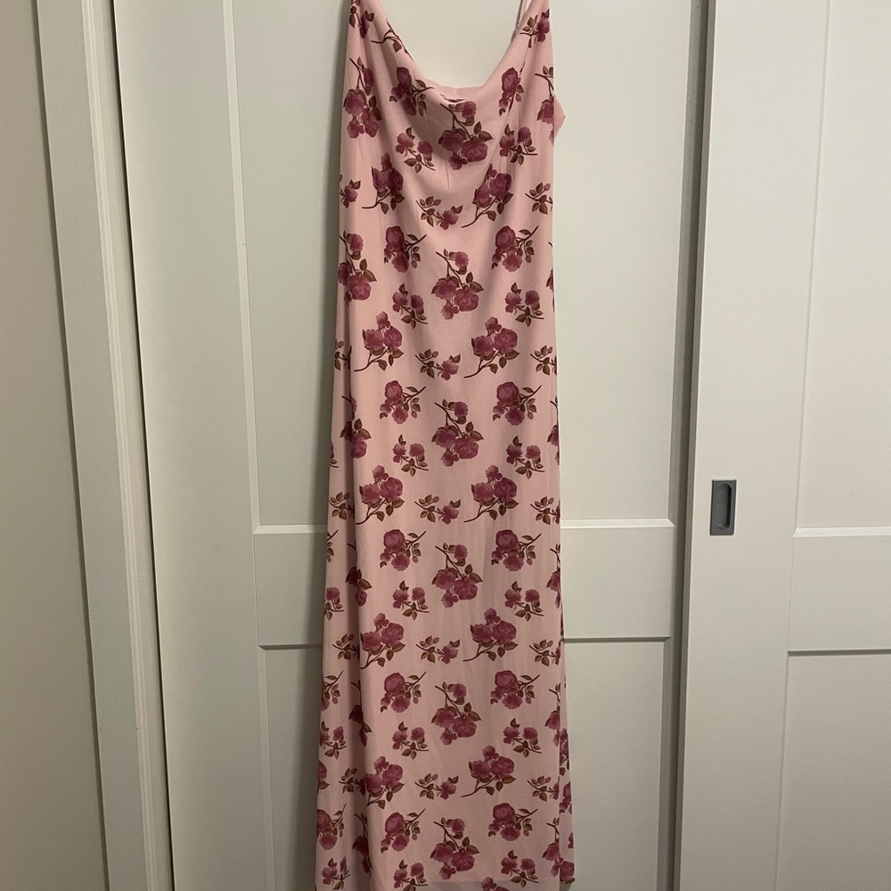 Francesca's Collections Pink Floral Maxi Dress - Picture 1 of 2